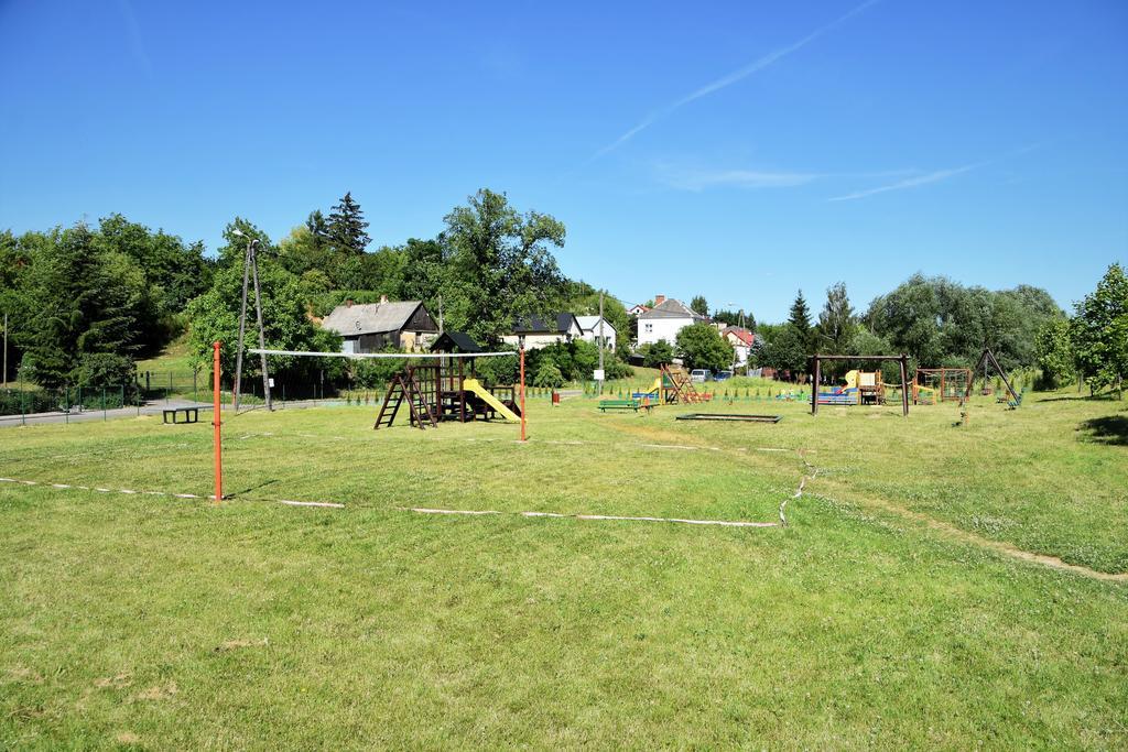 Willa Rozana - Apartamenty I Pokoje Goscinne Сандомир Екстер'єр фото